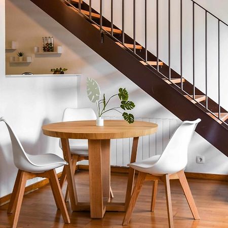 Loft Besalu Alojamiento Centrico Y Acogedor Bagian luar foto
